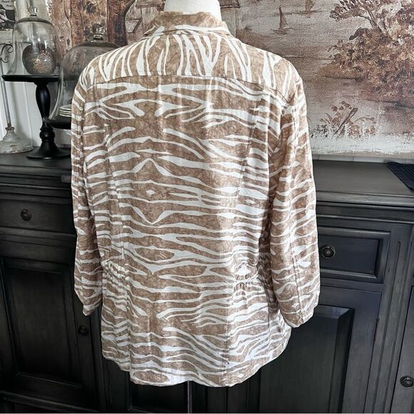 Chicos White & Tan Open Blazer size 2 (L/12) - Picture 4 of 6